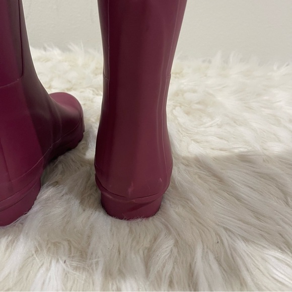 Women’s Nomad Matte Berry Rain Boots Size 6 US! - Picture 9 of 11